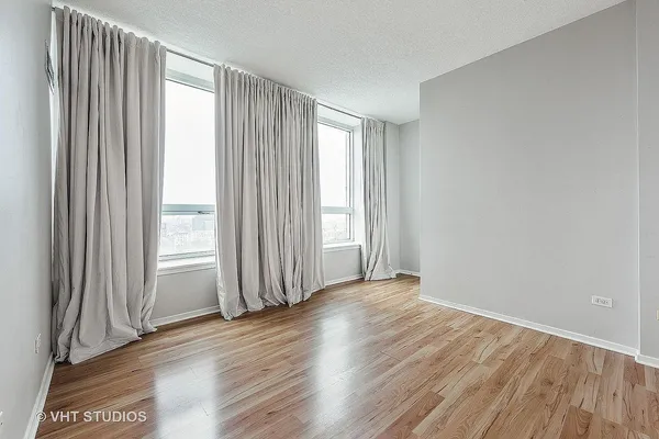 $3,450 | 600 North Kingsbury Street, Unit 1811, Chicago, IL 60654