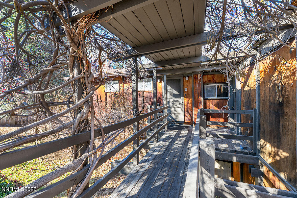 3325 Susileen Drive Reno, NV 89509 - Photo 8 of 28 Susileen Front Door 1