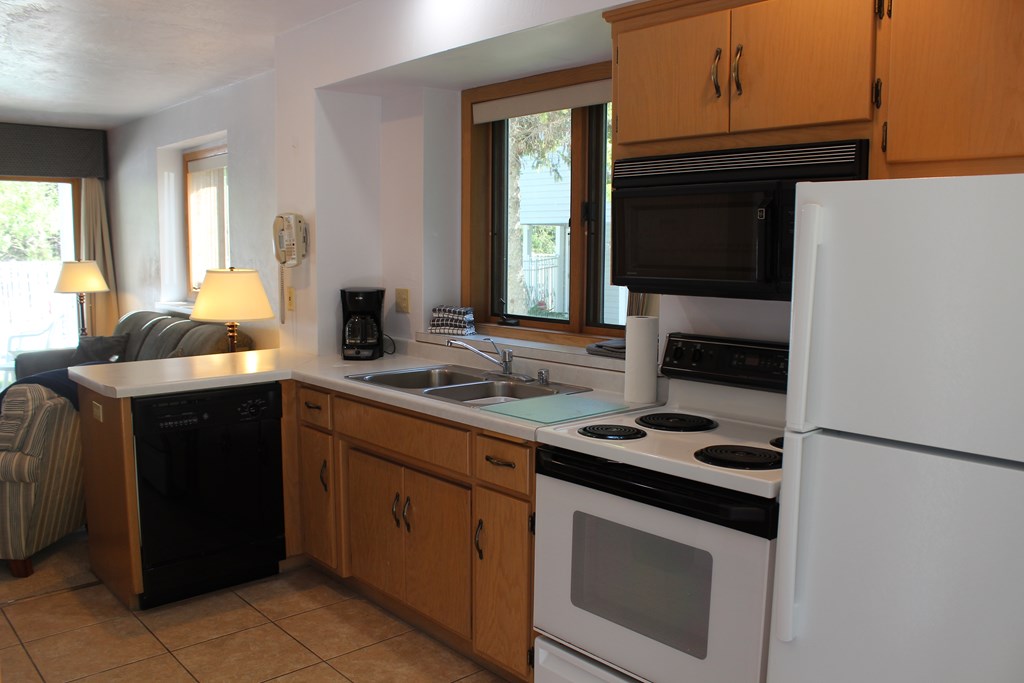 3908 County F, Unit C10 Fish Creek, WI 54212 - Photo 4 of 18
