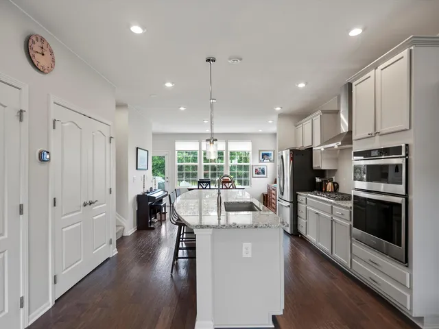 $499,900 | 202 North Sydney Court, Plymouth, MI 48170