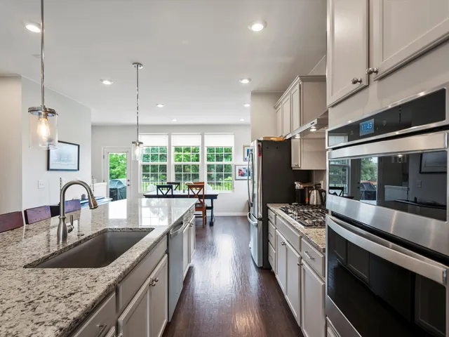 $499,900 | 202 North Sydney Court, Plymouth, MI 48170