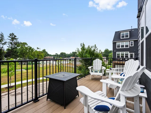 $499,900 | 202 North Sydney Court, Plymouth, MI 48170