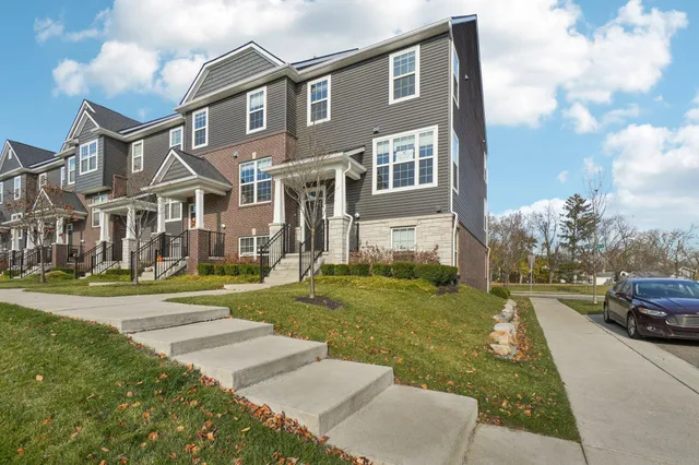 $499,900 | 202 North Sydney Court, Plymouth, MI 48170