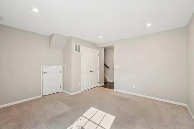 $499,900 | 202 North Sydney Court, Plymouth, MI 48170