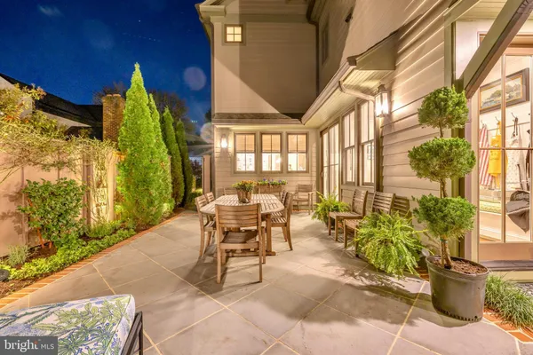 $2,538,000 | 203 East Chew Avenue, St. Michaels, MD 21663