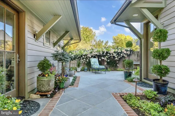 $2,538,000 | 203 East Chew Avenue, St. Michaels, MD 21663