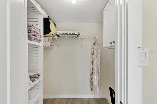 $6,500 | 500 South Washington Drive, Unit 5A, Sarasota, FL 34236