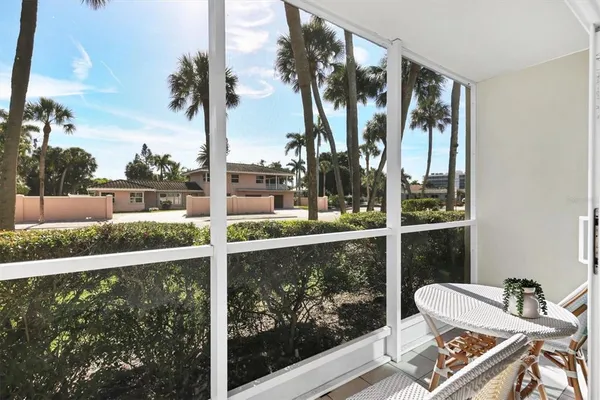 $6,500 | 500 South Washington Drive, Unit 5A, Sarasota, FL 34236