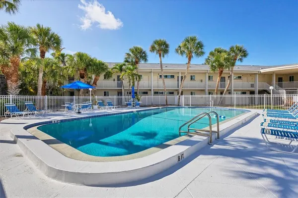 $6,500 | 500 South Washington Drive, Unit 5A, Sarasota, FL 34236