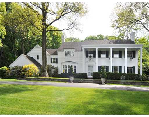 109 Royston Road Fox Chapel, PA 15238 - Photo 1 of 18 Exterior Front.