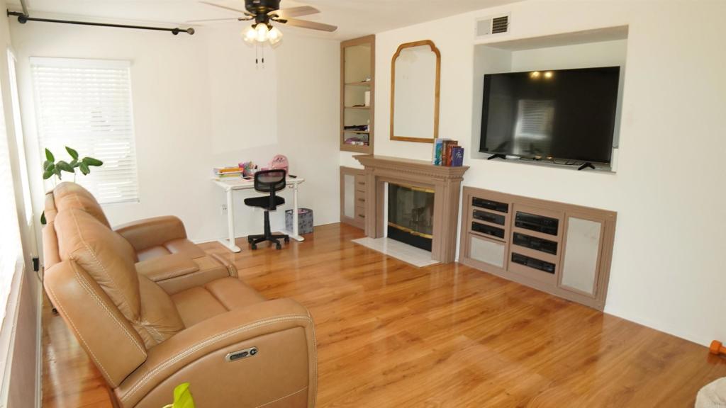 3325 Ricewood Drive Oceanside, CA 92058 - Photo 7 of 26 Family Room