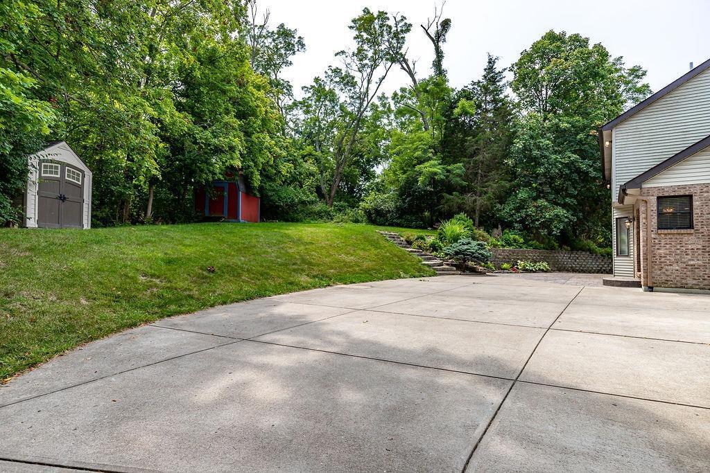 5860 Gaines Road Cincinnati, OH 45247 - Photo 6 of 42 Gallery Image 6