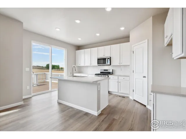 $574,990 | 914 Harvard Street, Johnstown, CO 80534