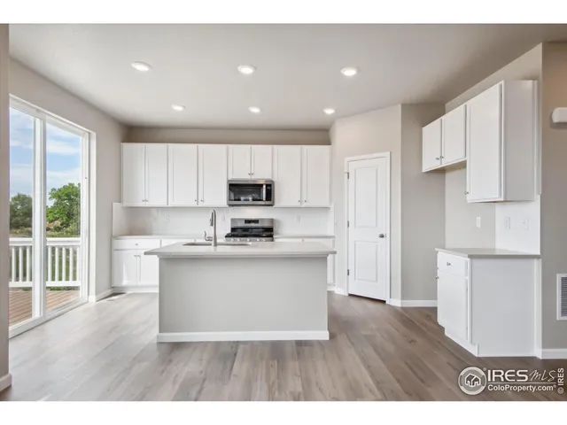 $574,990 | 914 Harvard Street, Johnstown, CO 80534