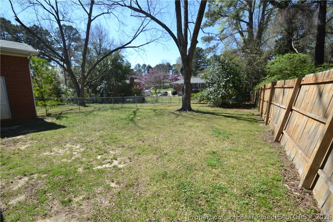 5133 Lundy Drive Raleigh, NC 27606 - Photo 28 of 31