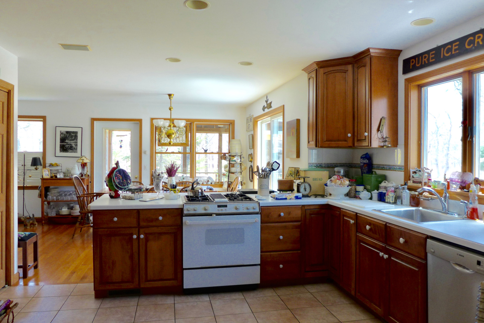 18 Post Oak Road Chilmark, MA 02535 - Photo 4 of 12 Gallery Image 4
