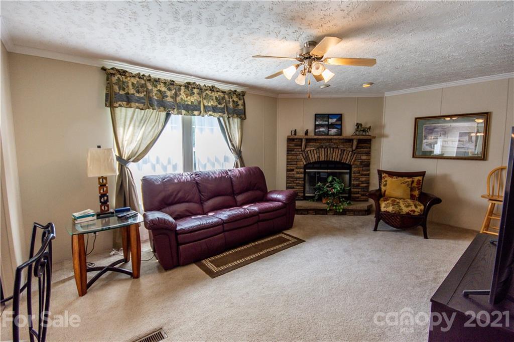 1043 Union Grove Road Harmony, NC 28634 - Photo 12 of 28 Gallery Image 12