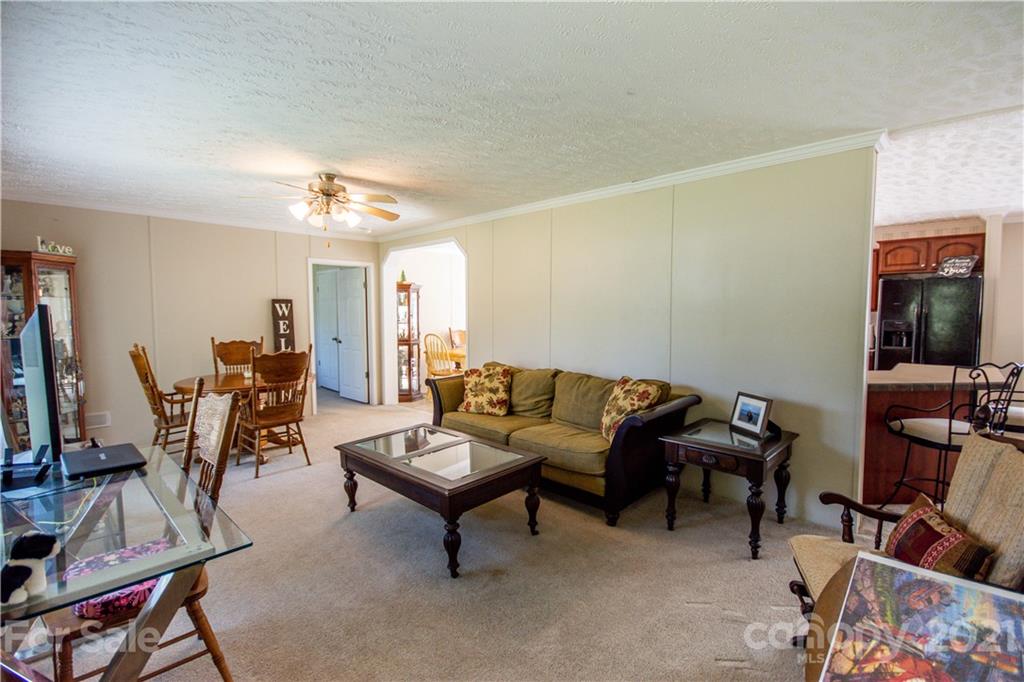1043 Union Grove Road Harmony, NC 28634 - Photo 9 of 28 Gallery Image 9