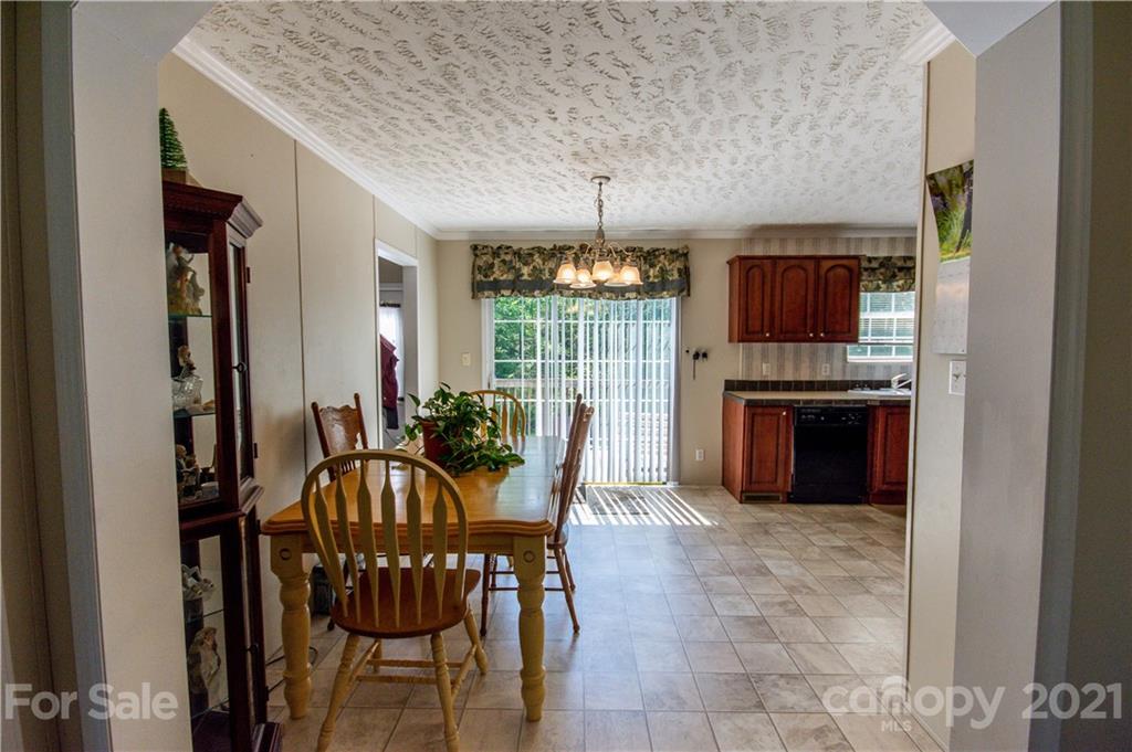 1043 Union Grove Road Harmony, NC 28634 - Photo 10 of 28 Gallery Image 10