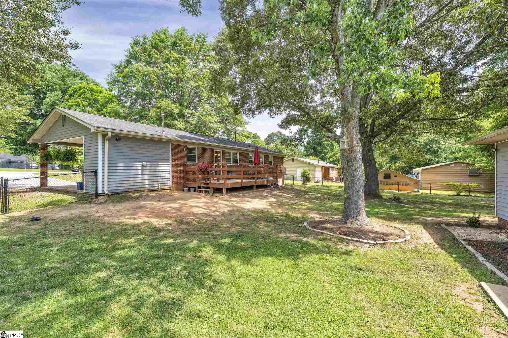 202 Vine Hill Road Greenville, SC 29607 - Photo 13 of 17