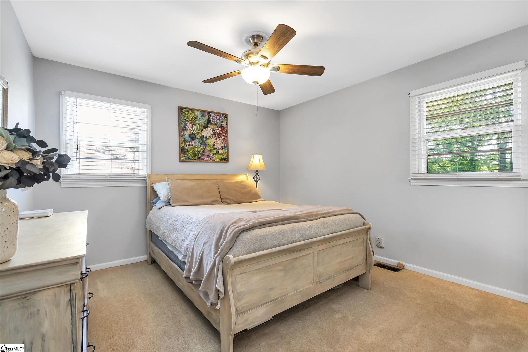 202 Vine Hill Road Greenville, SC 29607 - Photo 8 of 17