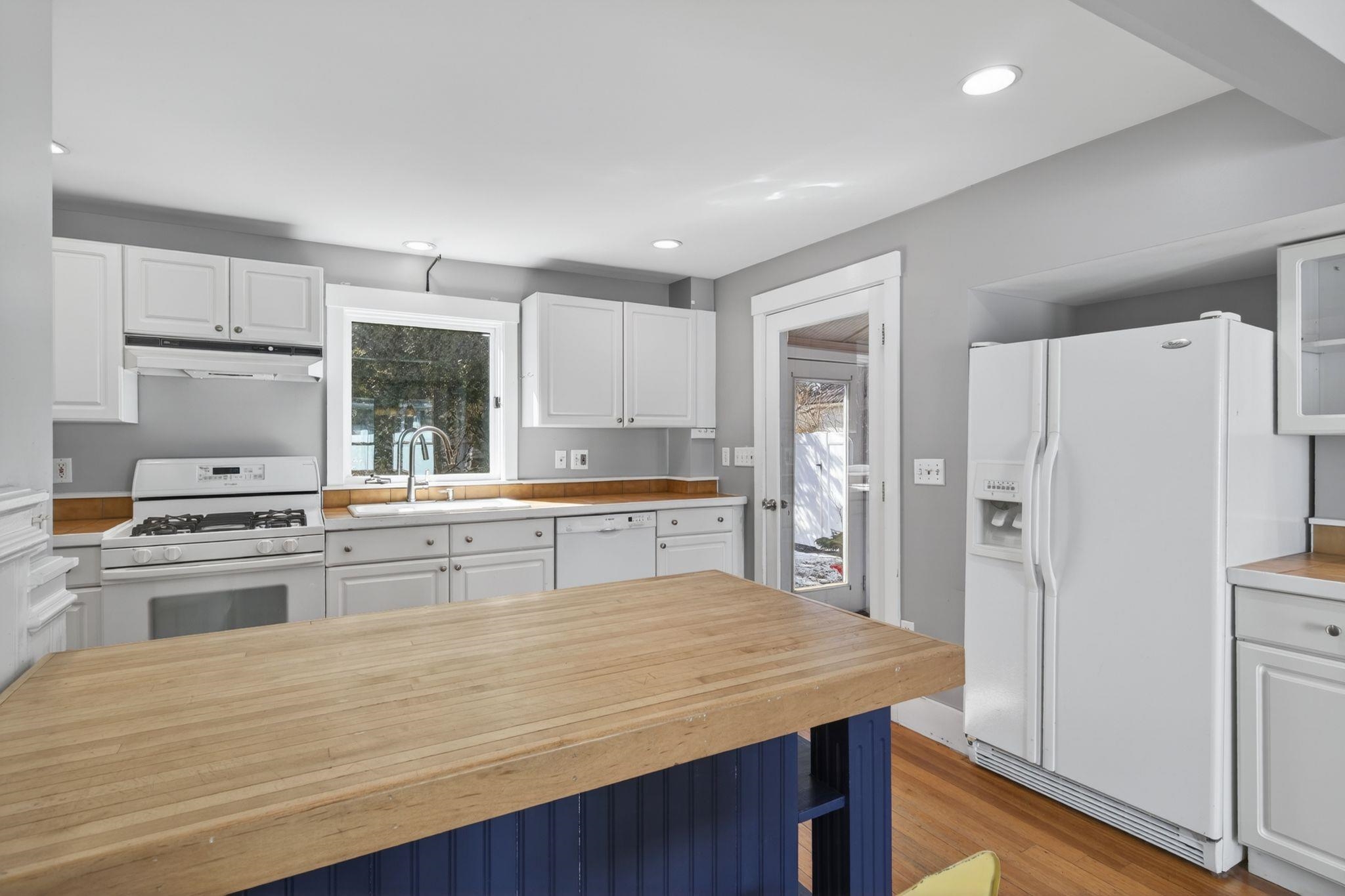 101 Rumford Street Concord, NH 03301 - Photo 14 of 41