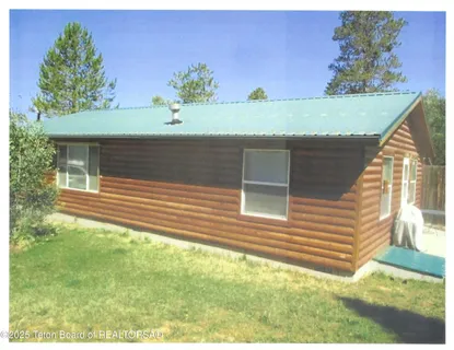 $780,000 | 10 Foothill Boulevard, Alpine, WY 83128