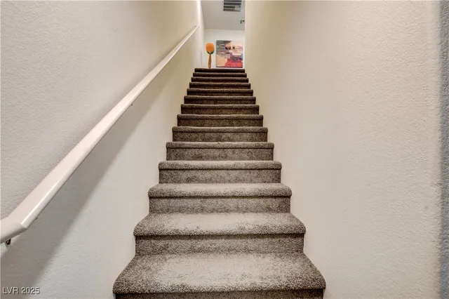 $353,000 | 6914 Stratham Hill Street, Las Vegas, NV 89166