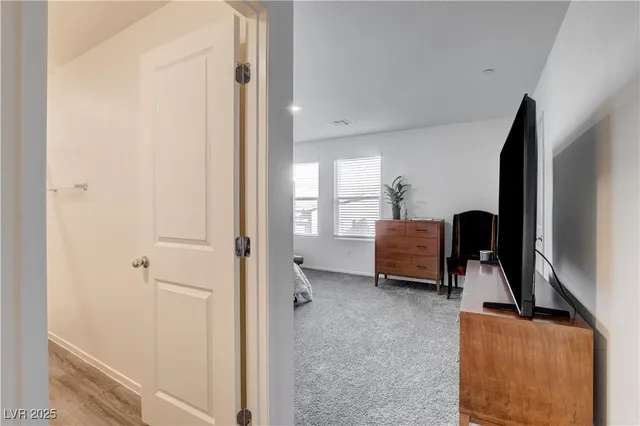 $353,000 | 6914 Stratham Hill Street, Las Vegas, NV 89166