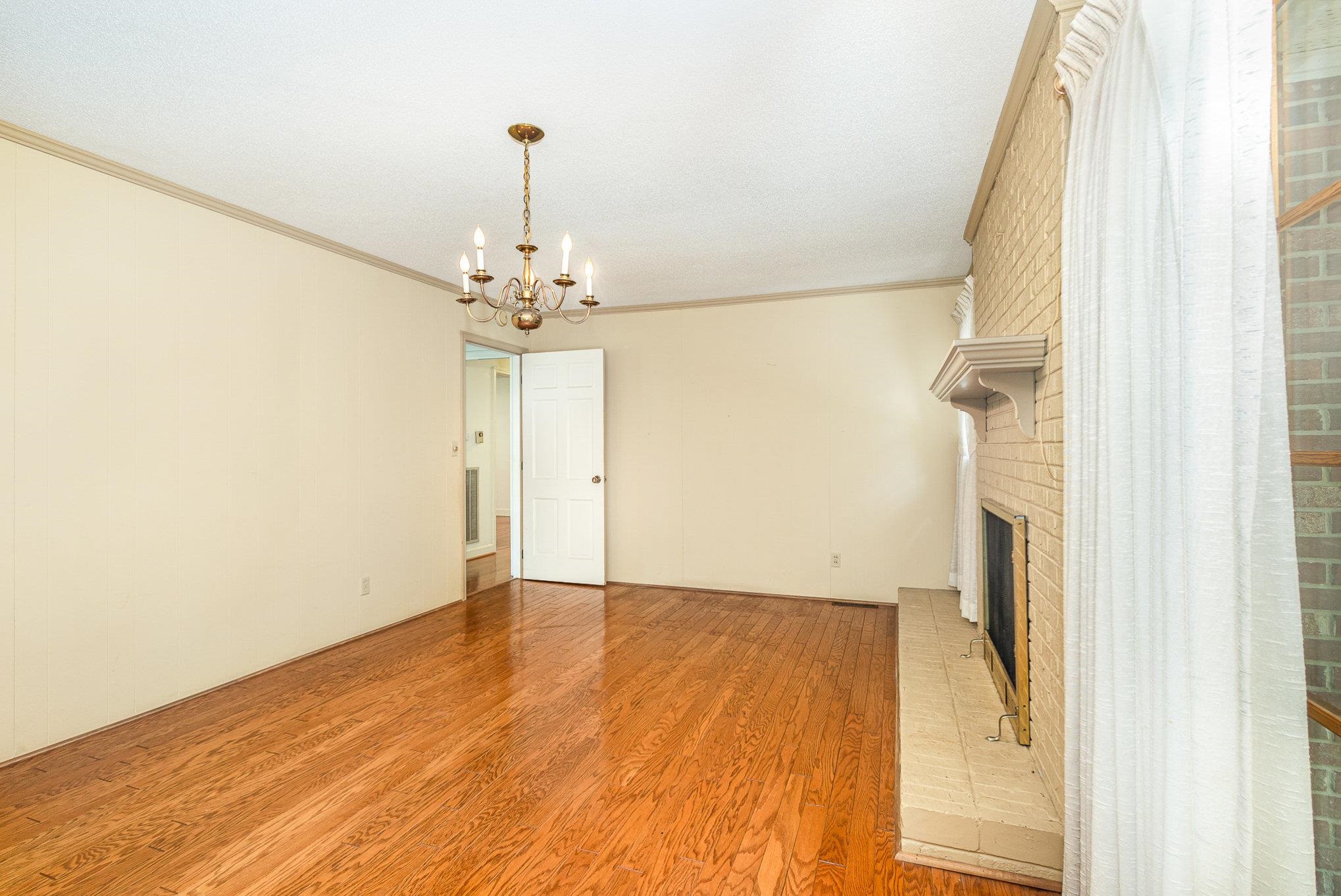 419 Ridge Drive Laurens, SC 29360 - Photo 6 of 27