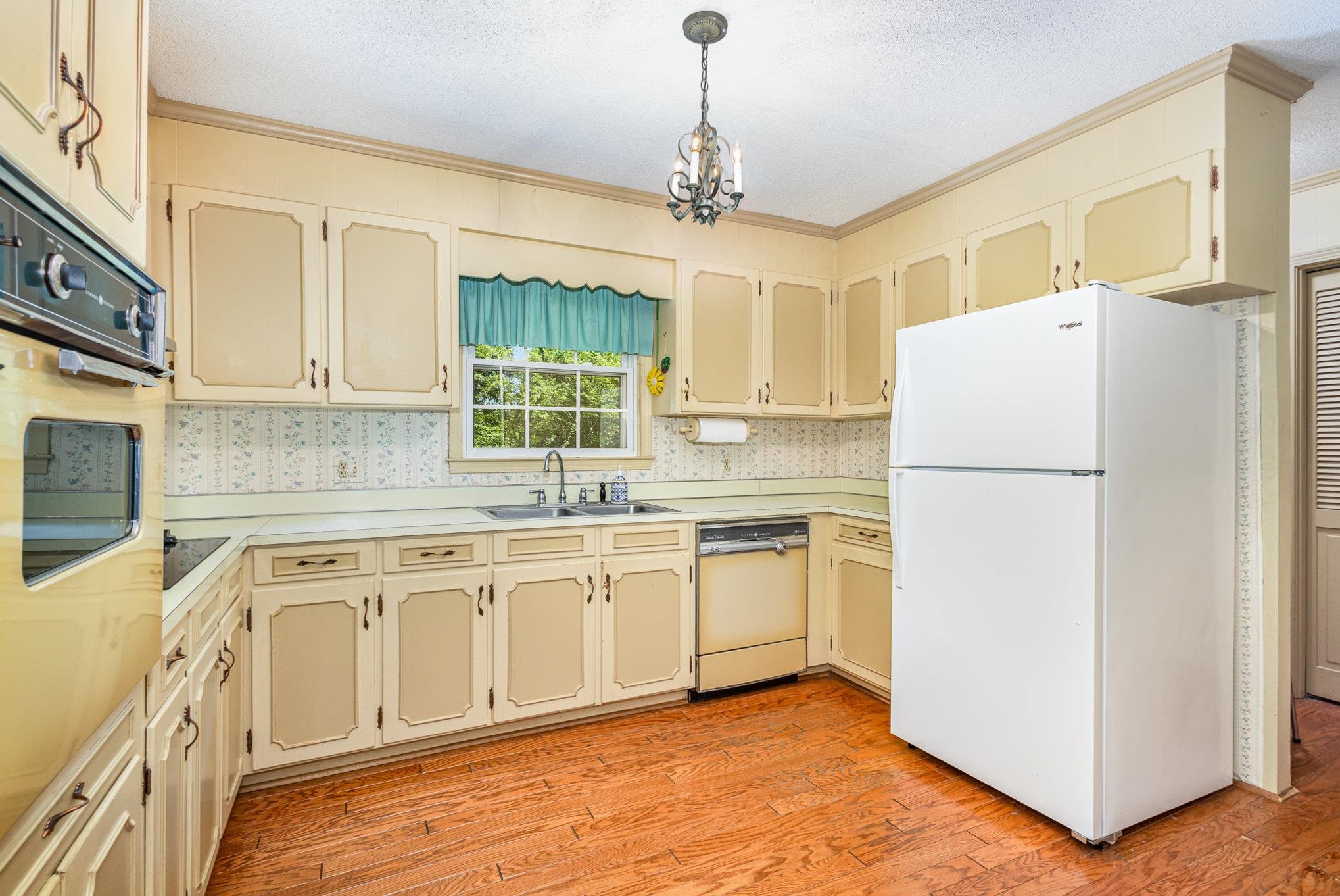 419 Ridge Drive Laurens, SC 29360 - Photo 8 of 27