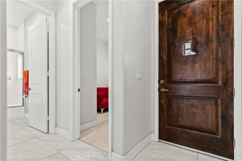 6920 Valmont Street, Unit 5 Tujunga, CA 91042 - Photo 13 of 69
