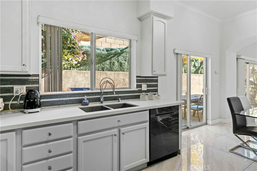 6920 Valmont Street, Unit 5 Tujunga, CA 91042 - Photo 33 of 69