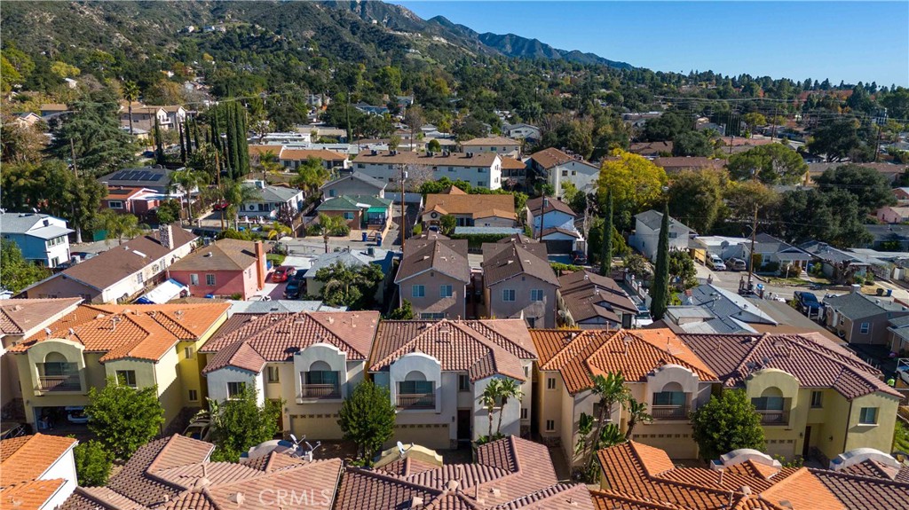 6920 Valmont Street, Unit 5 Tujunga, CA 91042 - Photo 8 of 69