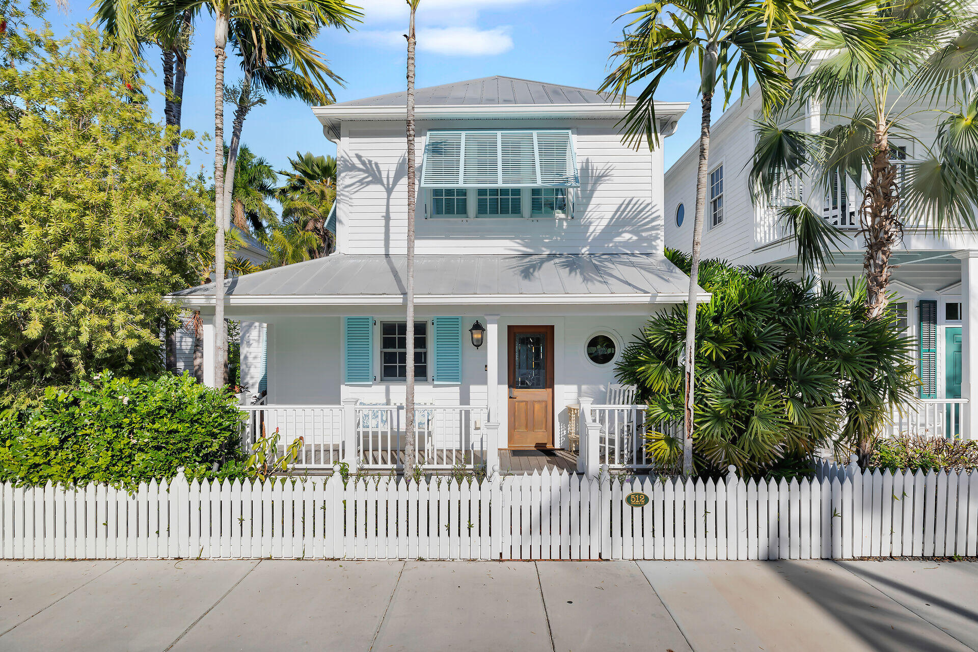 a front view of house with yard