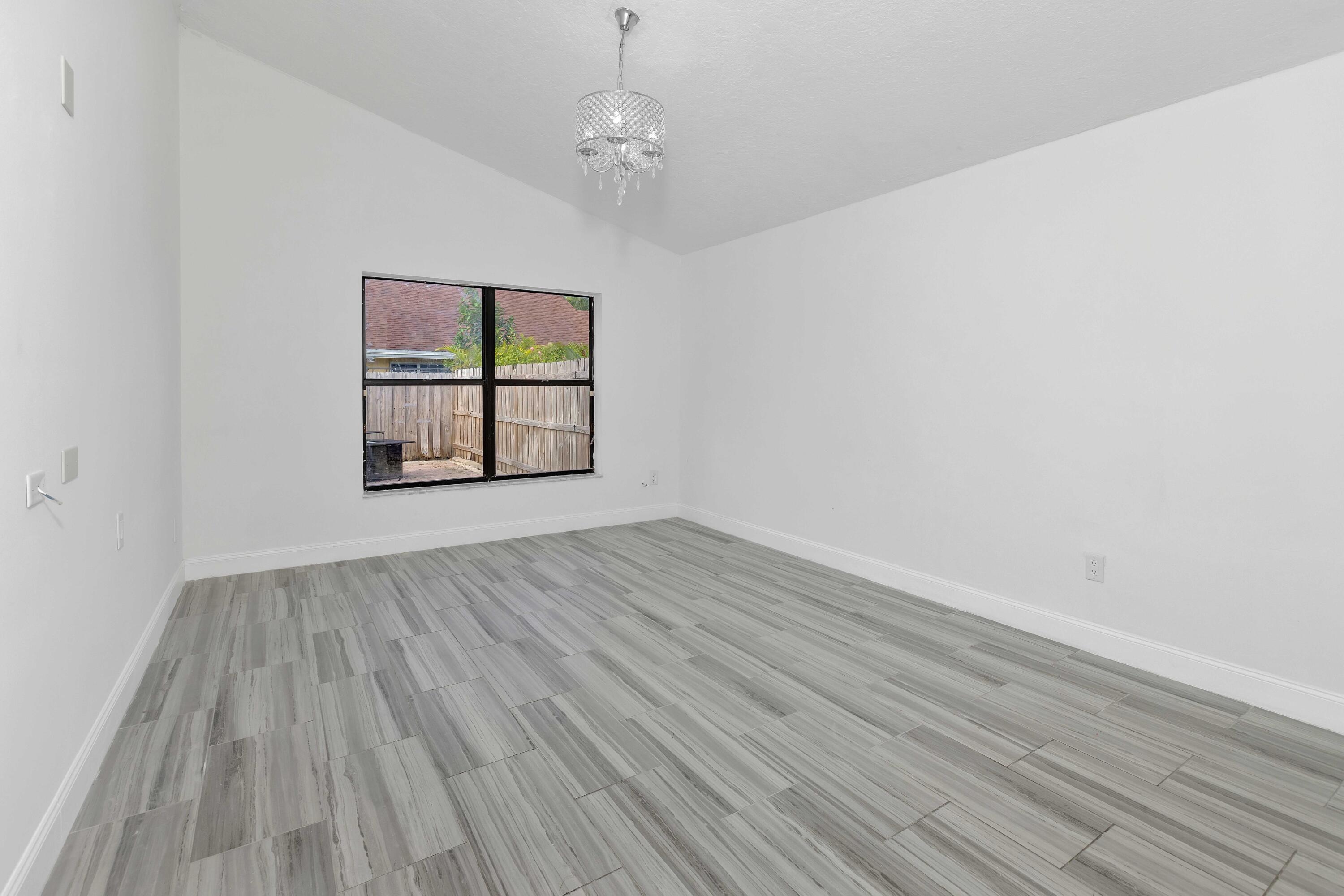 8611 Old Towne Way Boca Raton, FL 33433 - Photo 18 of 38 Master bedroom