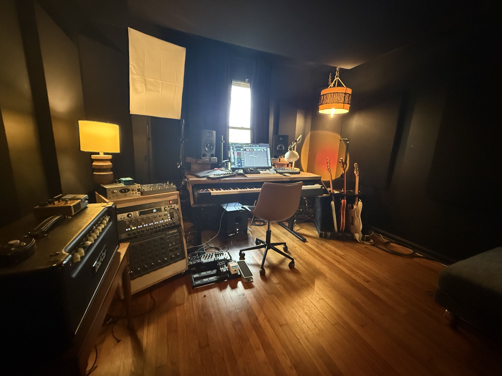 827 Wren Road Goodlettsville, TN 37072 - Photo 14 of 17 a view of a workspace with furniture and wooden floor