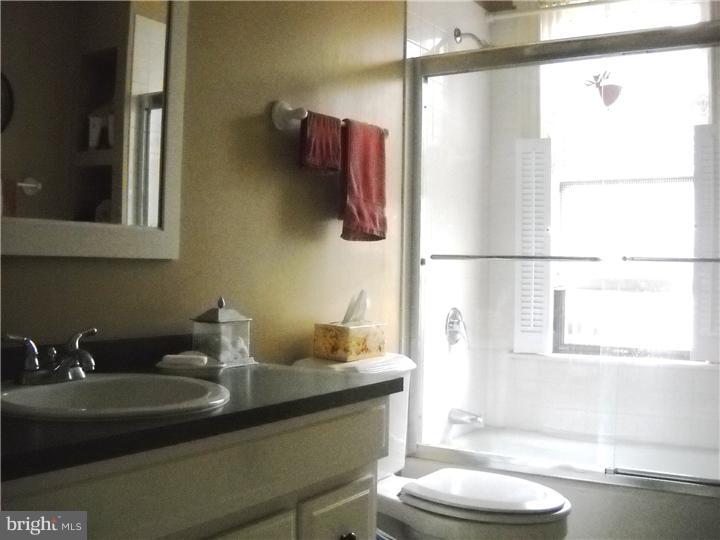 511 Easton Road Riegelsville, PA 18077 - Photo 14 of 18