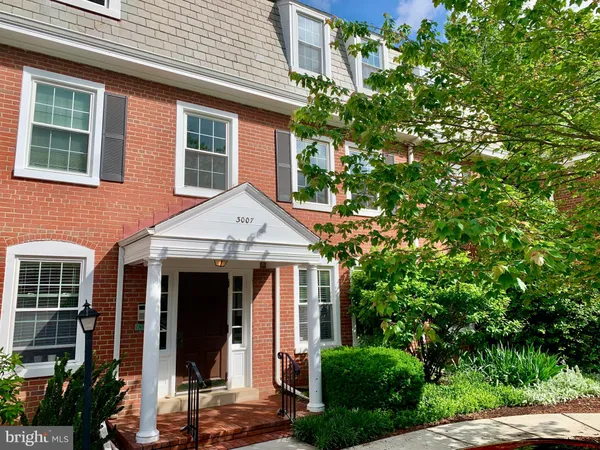 $1,850 | 3007 South Buchanan Street, Unit B2, Arlington, VA 22206