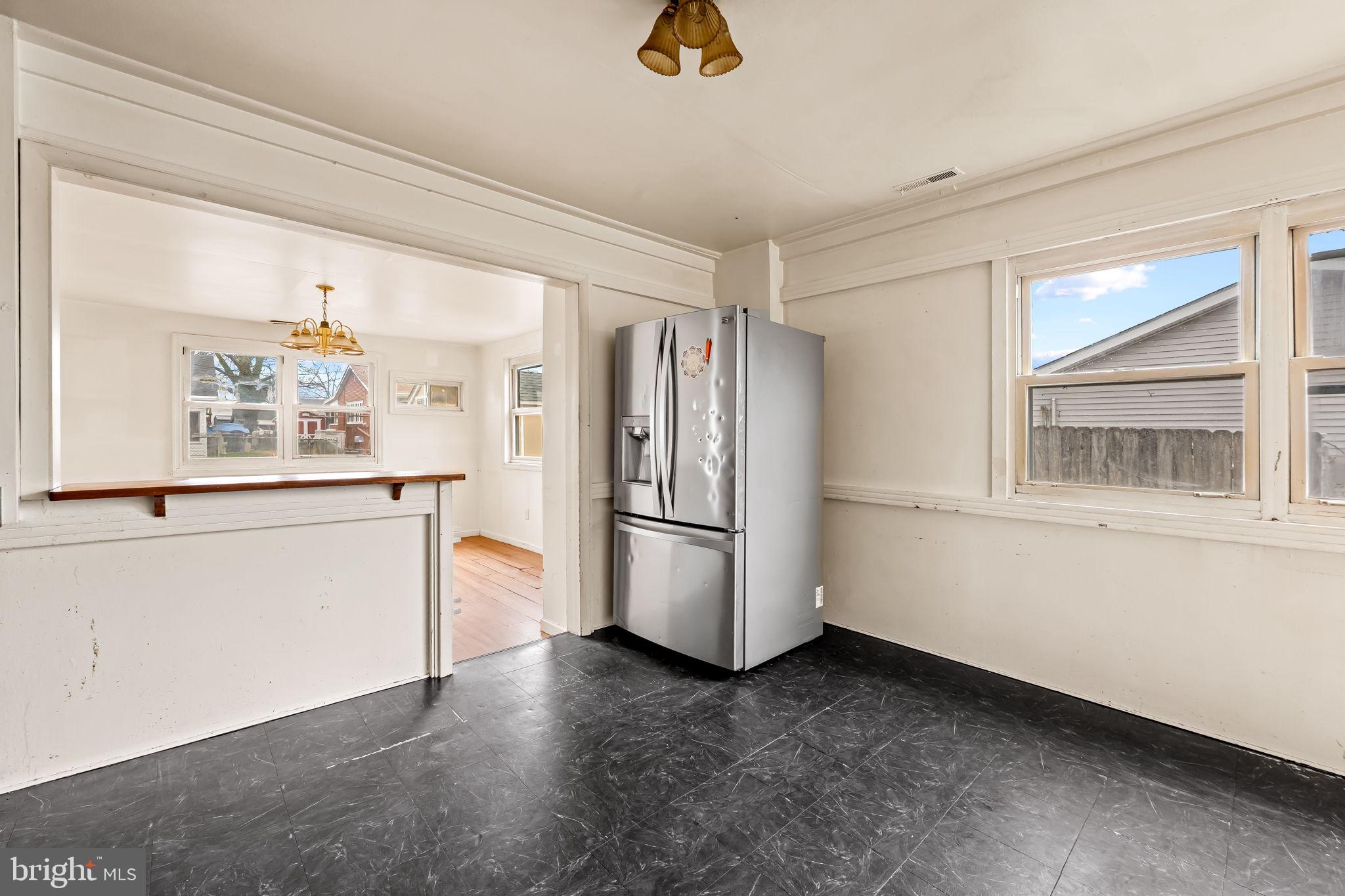 1318 Wilson Point Road Baltimore, MD 21220 - Photo 14 of 26