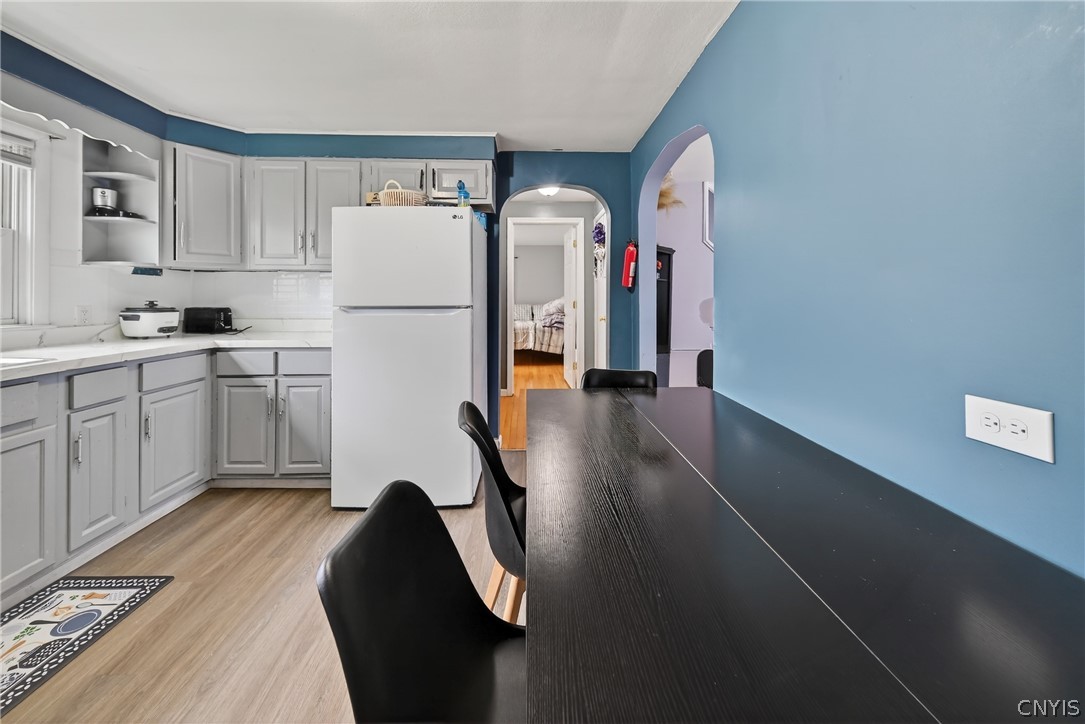 4878 Bear Road Clay, NY 13088 - Photo 13 of 38