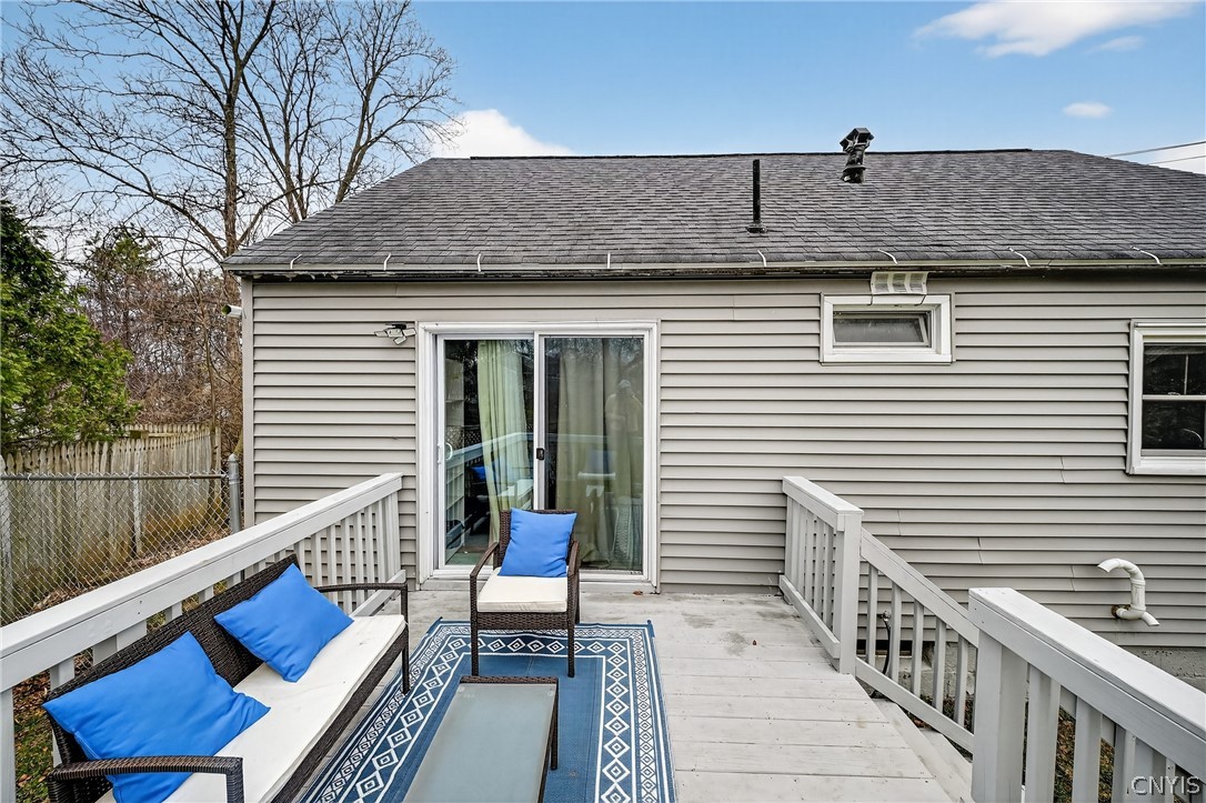 4878 Bear Road Clay, NY 13088 - Photo 26 of 38