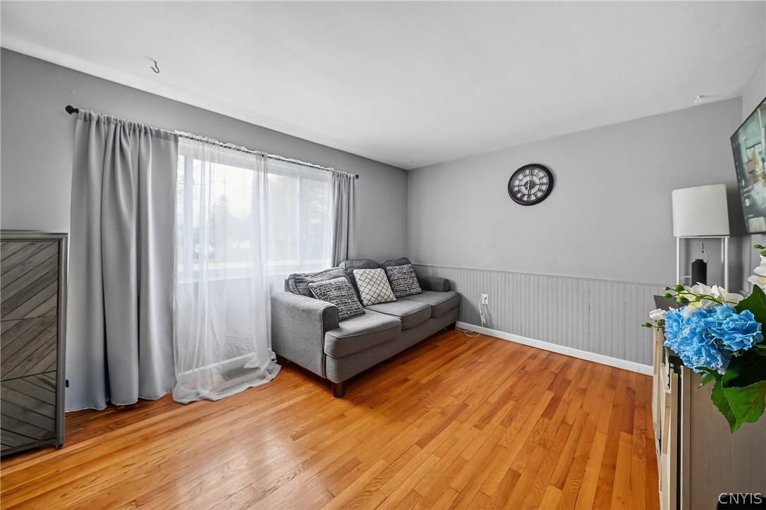 4878 Bear Road Clay, NY 13088 - Photo 3 of 38