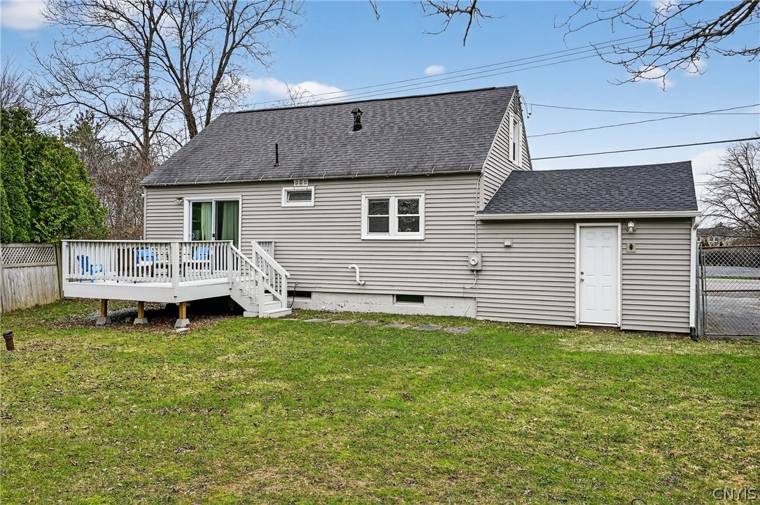 4878 Bear Road Clay, NY 13088 - Photo 34 of 38