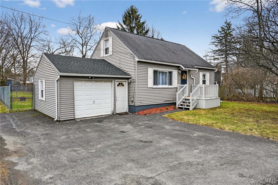 4878 Bear Road Clay, NY 13088 - Photo 36 of 38