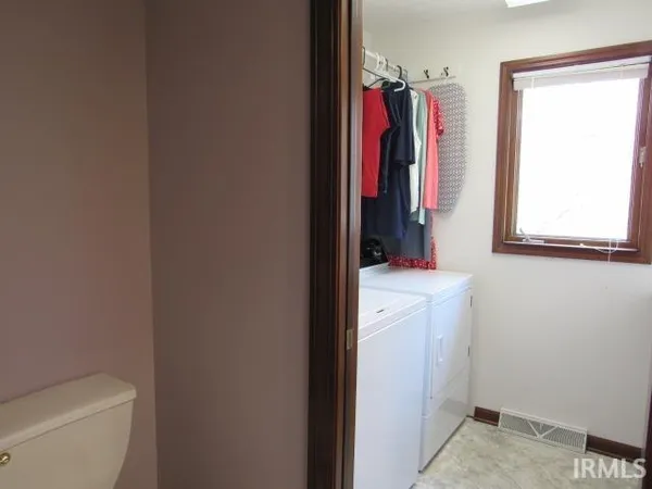 $359,900 | 1200 Pinehurst Drive, Mount Vernon, IN 47620