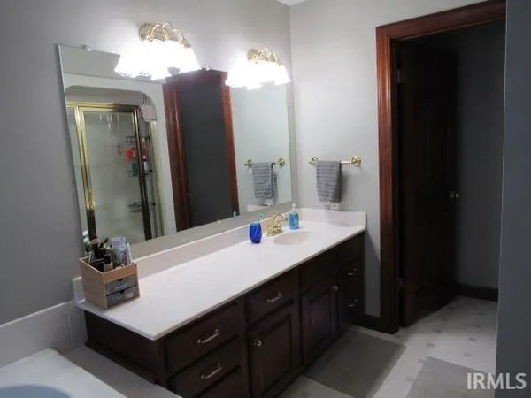 $359,900 | 1200 Pinehurst Drive, Mount Vernon, IN 47620