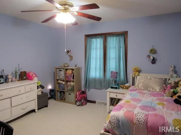 $359,900 | 1200 Pinehurst Drive, Mount Vernon, IN 47620