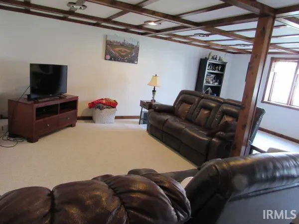 $359,900 | 1200 Pinehurst Drive, Mount Vernon, IN 47620