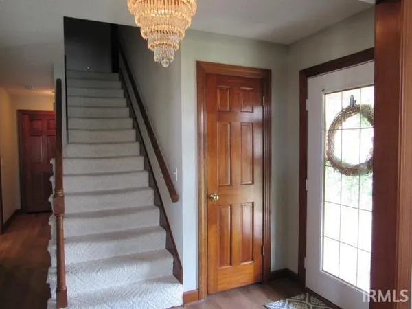 $359,900 | 1200 Pinehurst Drive, Mount Vernon, IN 47620